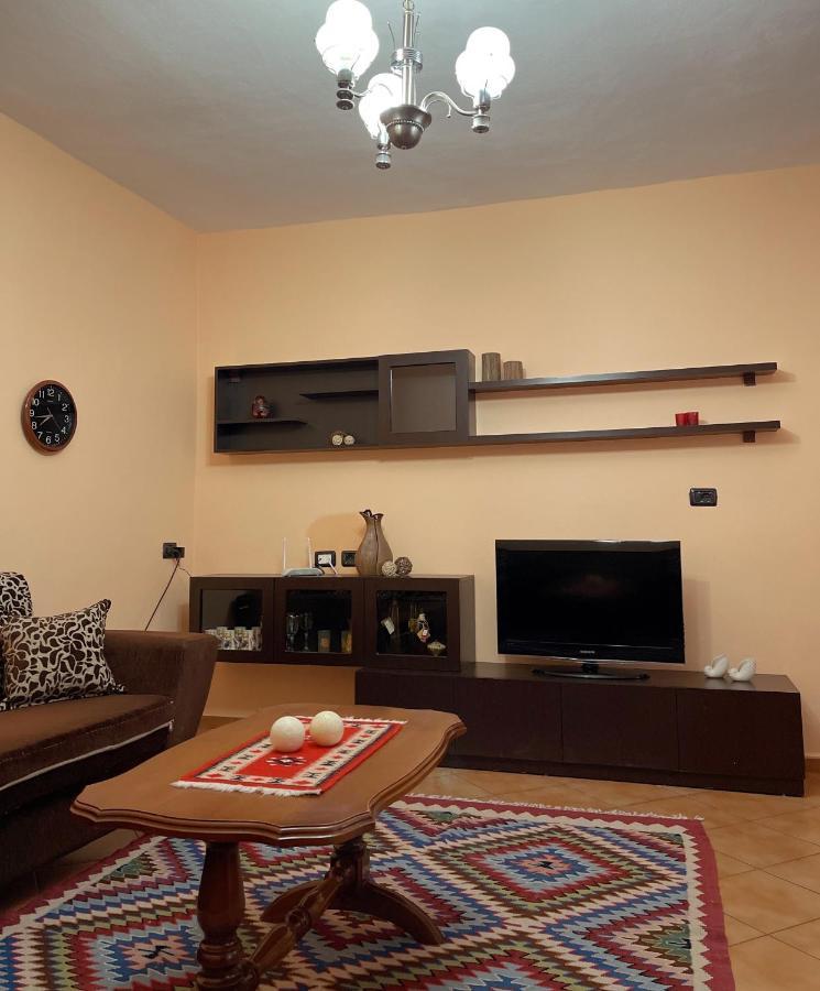 Vila 8 Krujë Exterior foto