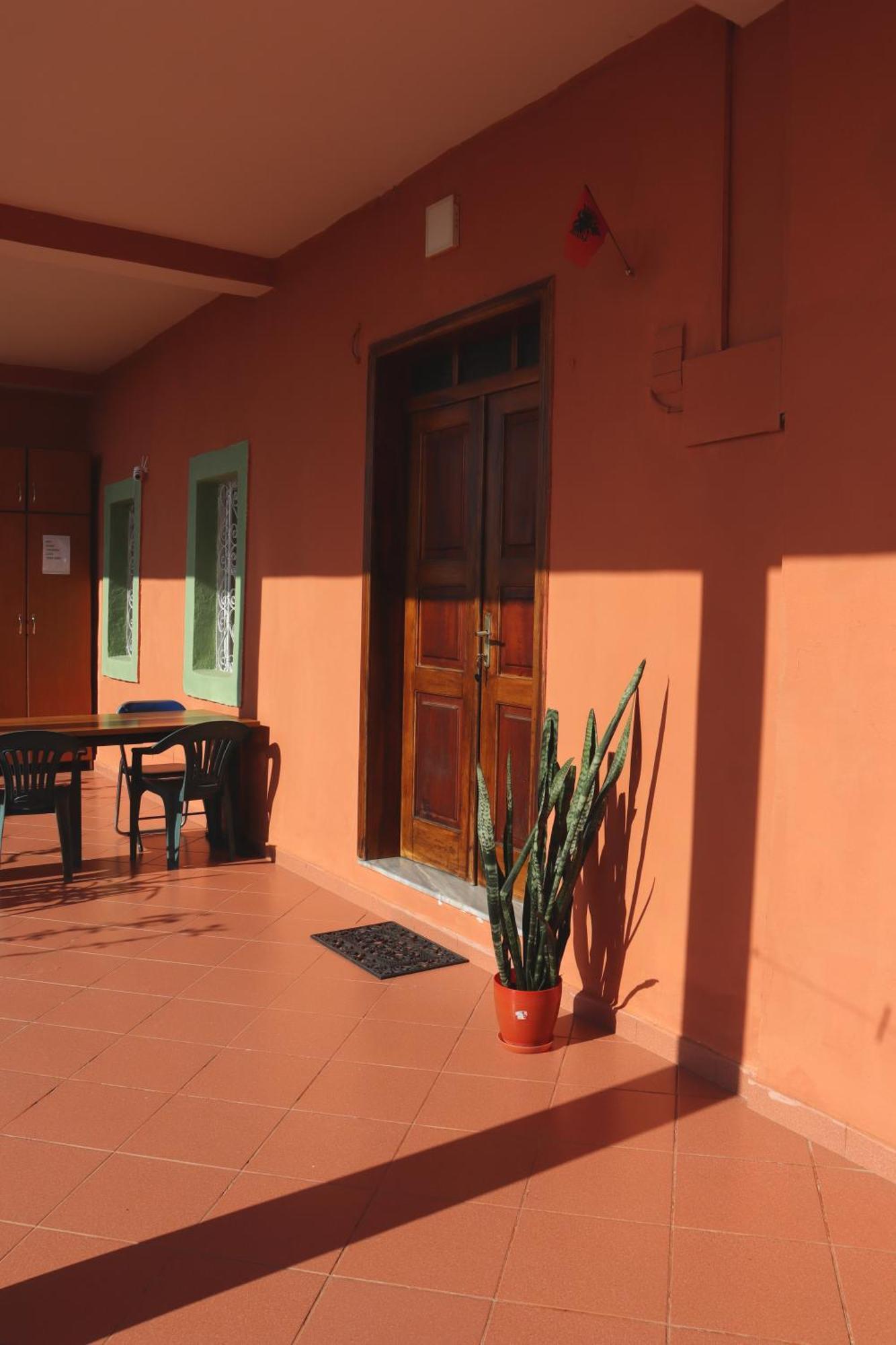 Vila 8 Krujë Exterior foto
